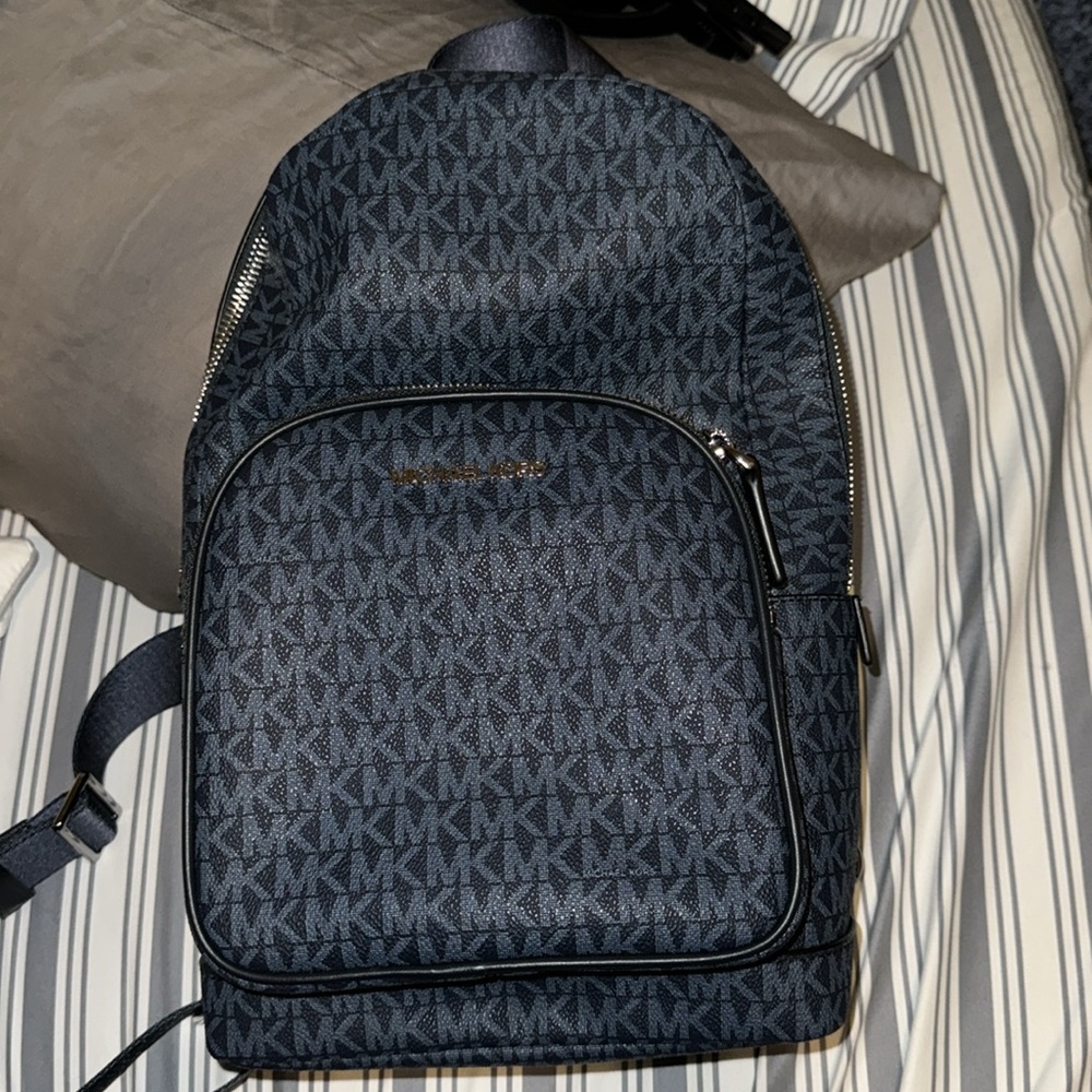 Navy Blue Slingbag